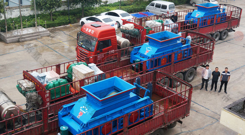 对辊破碎机厂家为什么选择星空平台重工